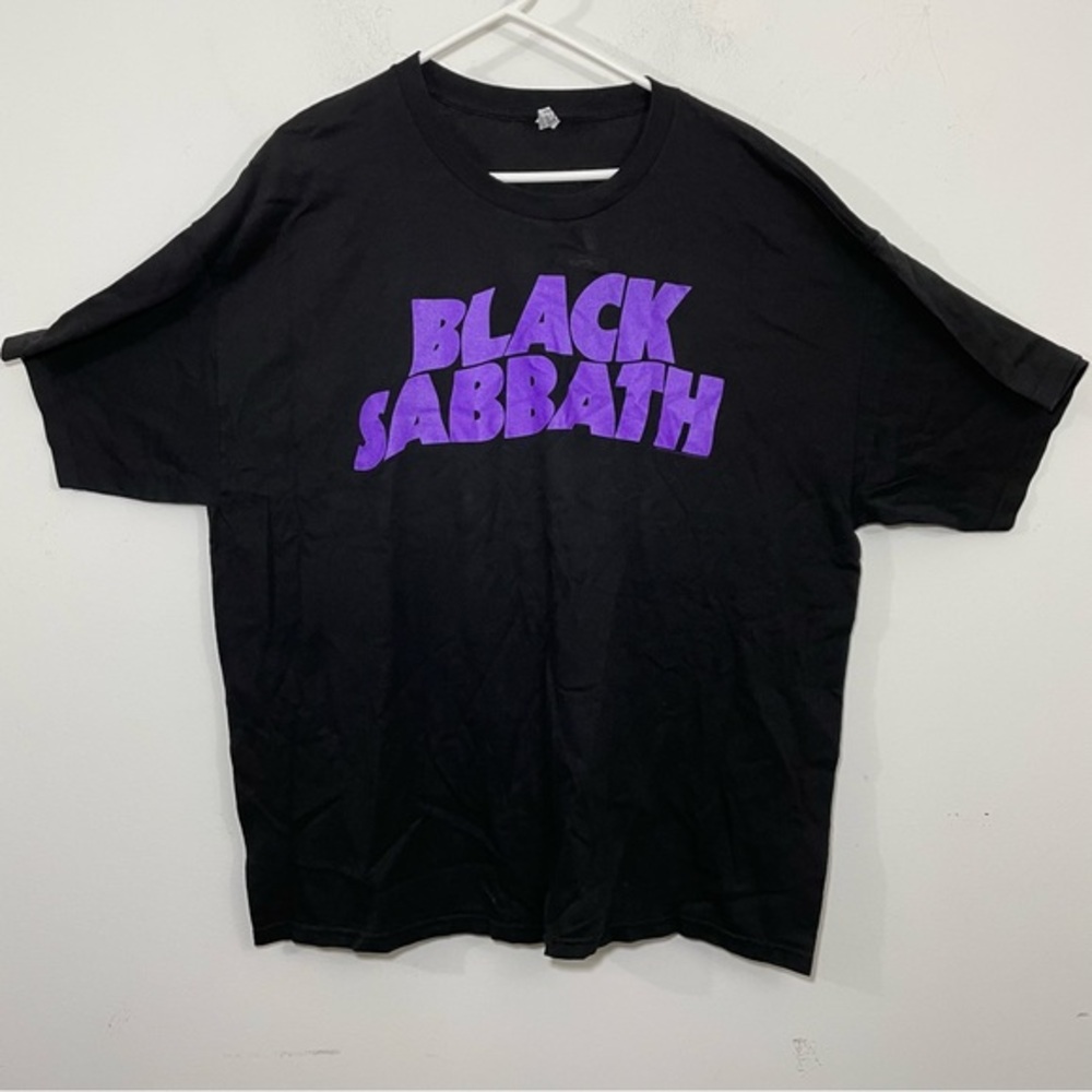 Black sabbath T-shirt black purple XXL  Crew neck shirt sleeve heavy metal